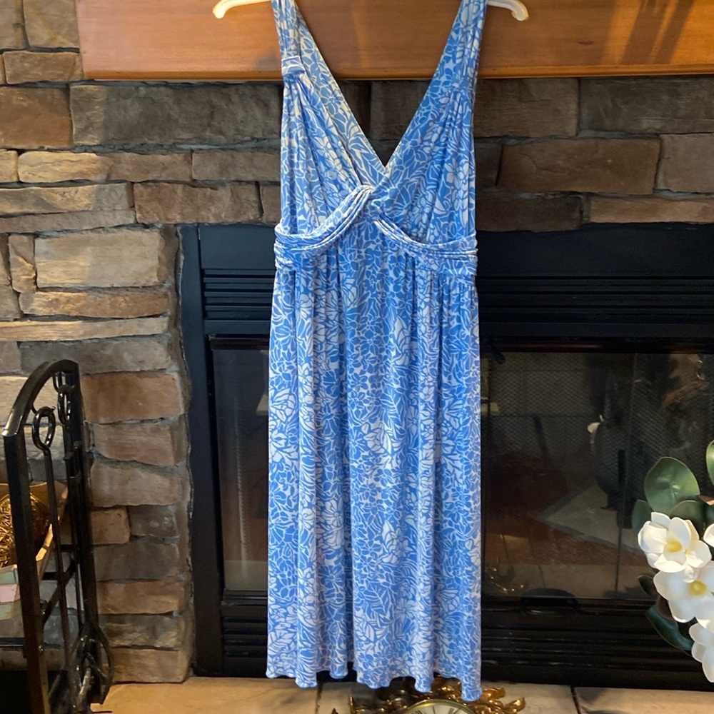 EUC. Sleeveless Wrap Dress